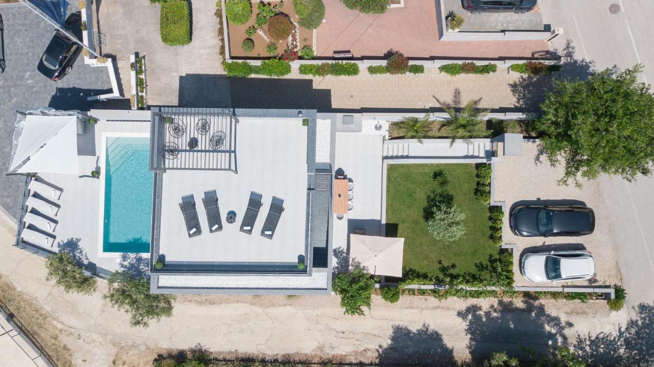 Villa Gray Tribunj  Exterior photo